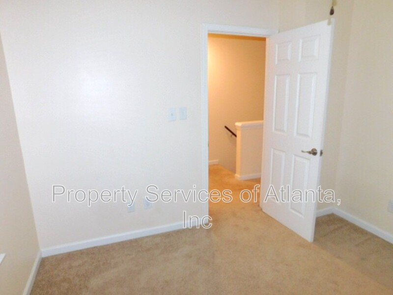 Johns Creek - 3BR/2.5BA - Fenced in Yard!! property image