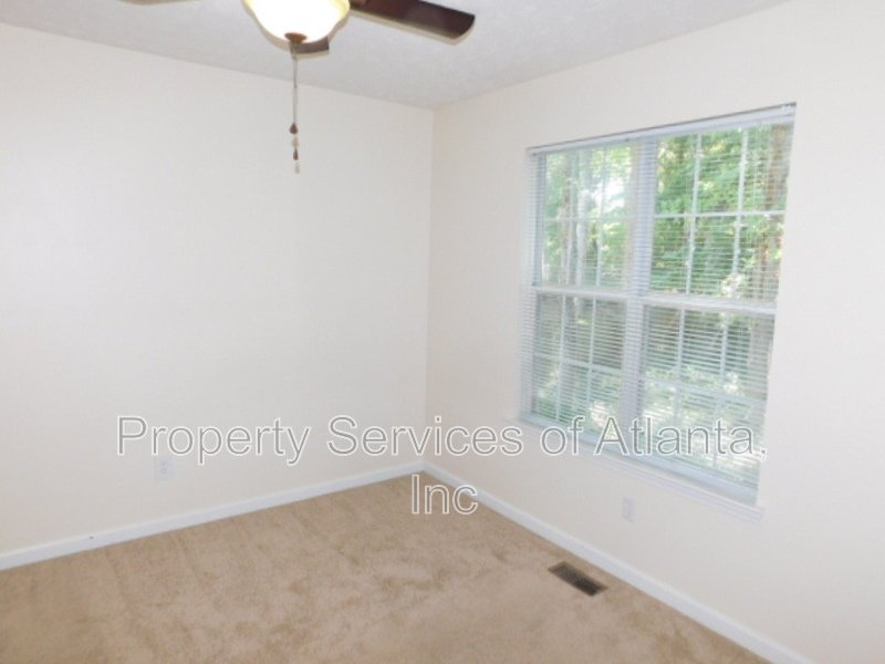 Johns Creek - 3BR/2.5BA - Fenced in Yard!! property image