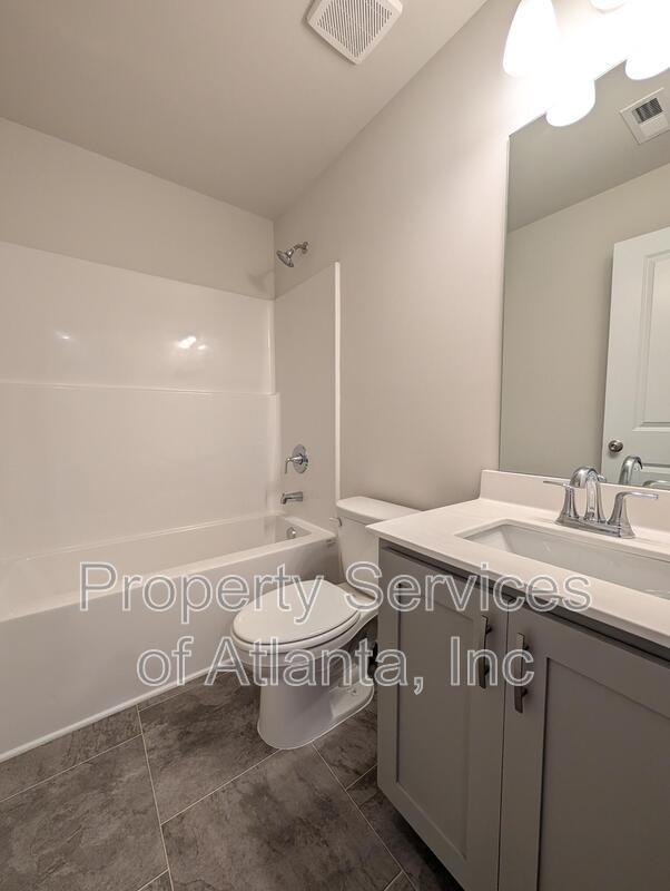 Jonesboro Newer Townhome 3BD/2.5BA property image