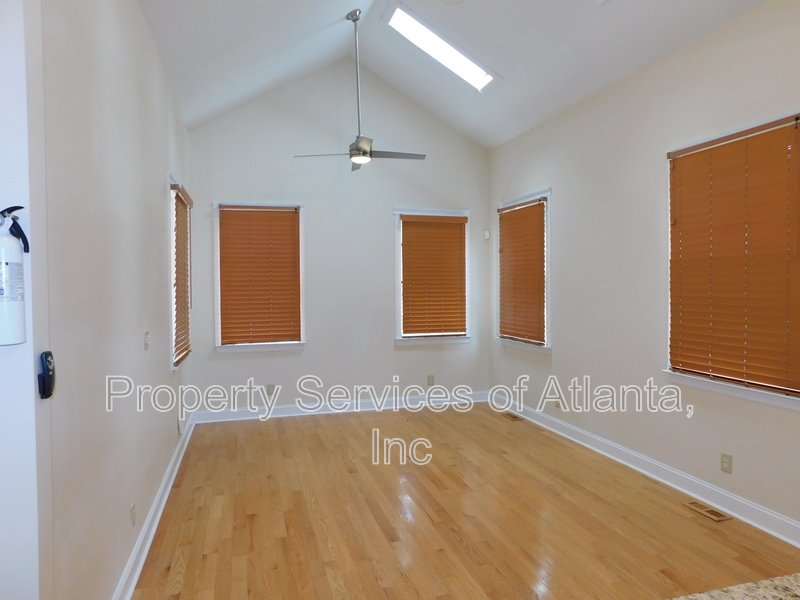 Atlanta - 3BR/2BA - Renovated Cottage - Bonus Room property image