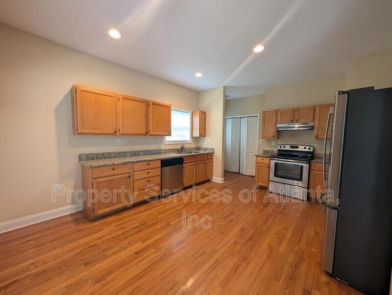 Cute Ranch Home in East Point 3BD/2BA property image