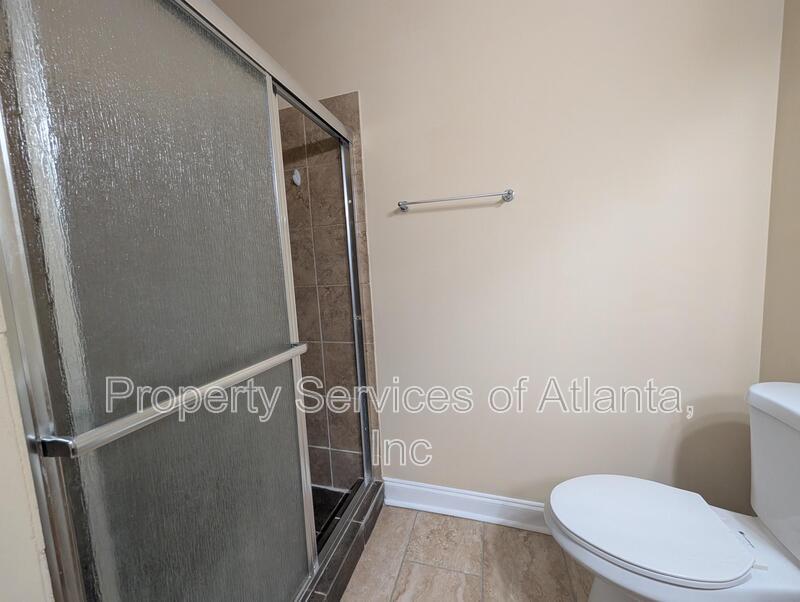 Cute Ranch Home in East Point 3BD/2BA property image