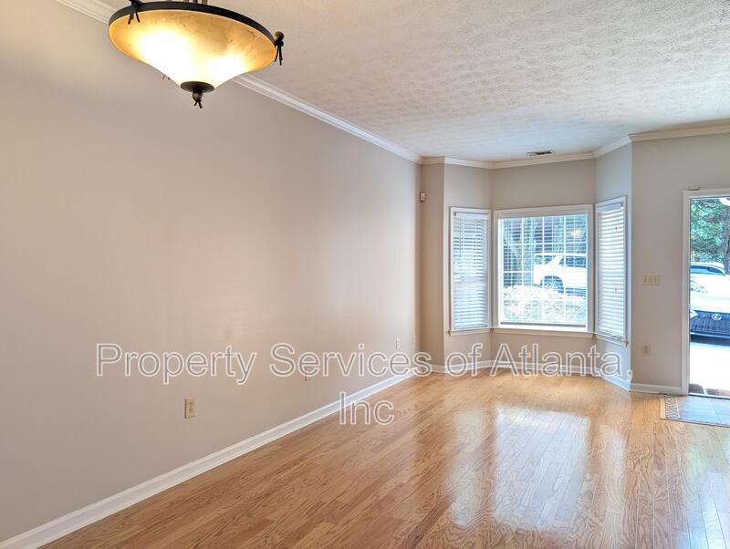 LOCATION LOCATION!! 3BD/2.5BA Townhome minutes to Buckhead property image