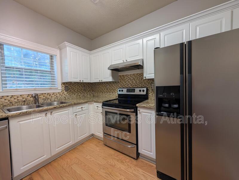 LOCATION LOCATION!! 3BD/2.5BA Townhome minutes to Buckhead property image