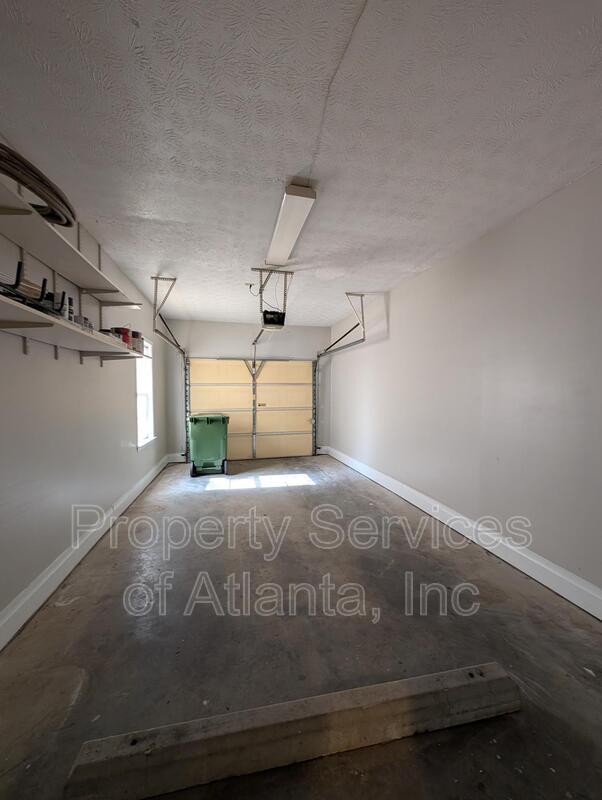 LOCATION LOCATION!! 3BD/2.5BA Townhome minutes to Buckhead property image