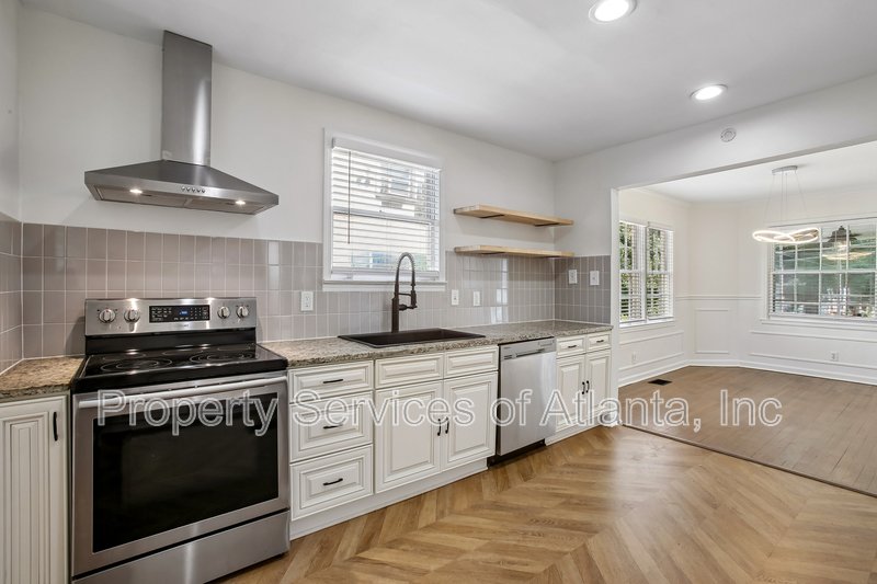 Atlanta - 4BR/2BA - Renovated Cottage - Landscaping Included property image