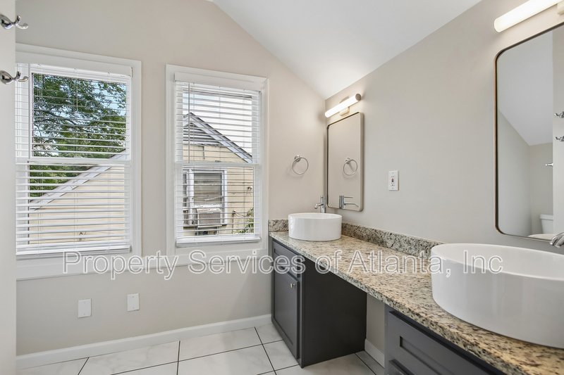 Atlanta - 4BR/2BA - Renovated Cottage - Landscaping Included property image