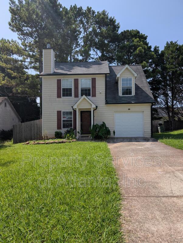 Jonesboro 3BD/2.5BA Fenced Yard! property image