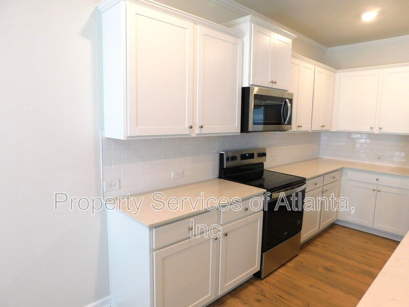 Acworth - 3BR/2.5BA Townhouse - Gated-Pool- HOA Handles Landscaping property image