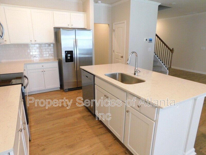 Acworth - 3BR/2.5BA Townhouse - Gated-Pool- HOA Handles Landscaping property image