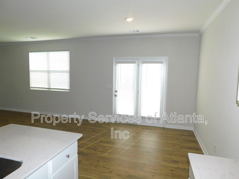 Acworth - 3BR/2.5BA Townhouse - Gated-Pool- HOA Handles Landscaping property image
