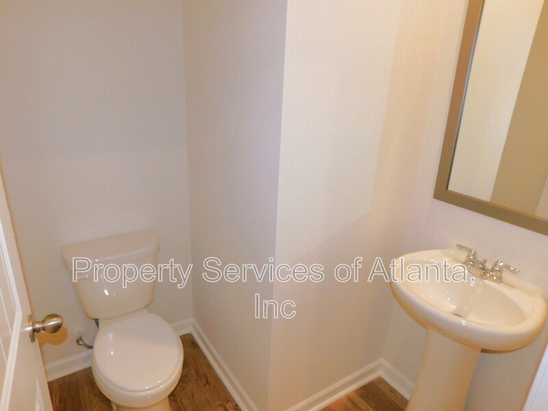Acworth - 3BR/2.5BA Townhouse - Gated-Pool- HOA Handles Landscaping property image