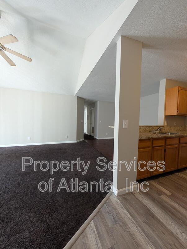 Decatur Condo Top Unit 3BD/2BA  Move In Now property image