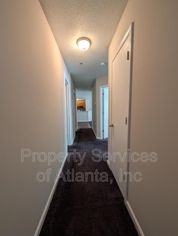 Decatur Condo Top Unit 3BD/2BA  Move In Now property image