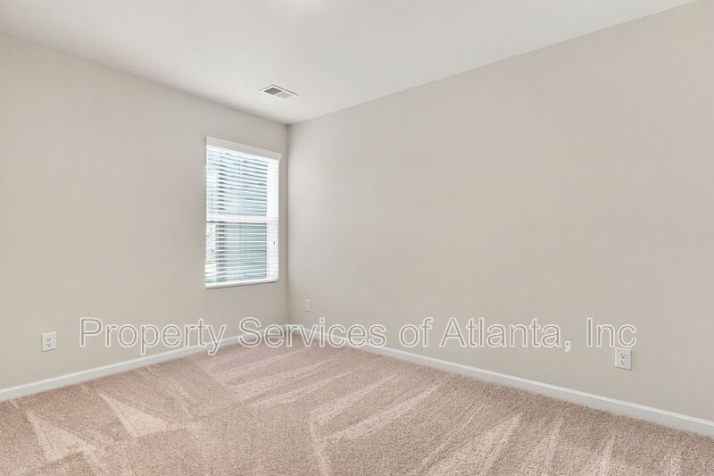 Flowery Branch - 3BR/2.5BA Townhouse - Includes Landscaping property image
