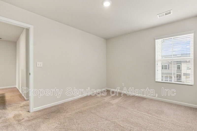 Flowery Branch - 3BR/2.5BA Townhouse - Includes Landscaping property image