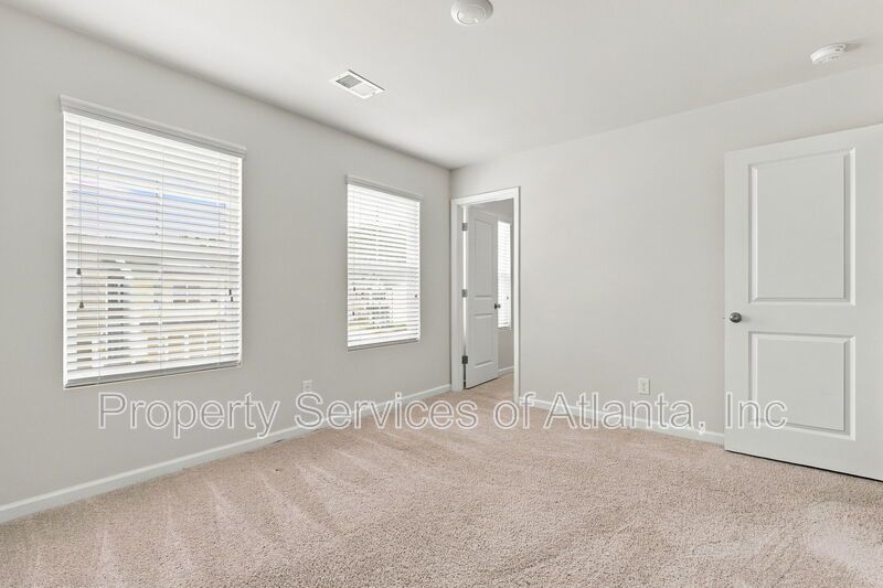 Flowery Branch - 3BR/2.5BA Townhouse - Includes Landscaping property image