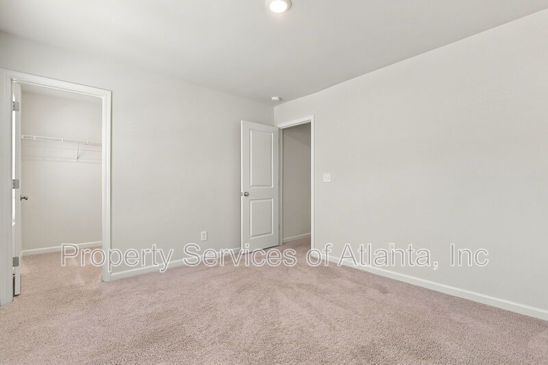 Flowery Branch - 3BR/2.5BA Townhouse - Includes Landscaping property image