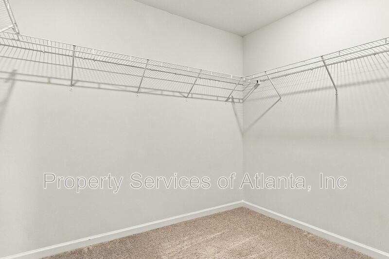 Flowery Branch - 3BR/2.5BA Townhouse - Includes Landscaping property image