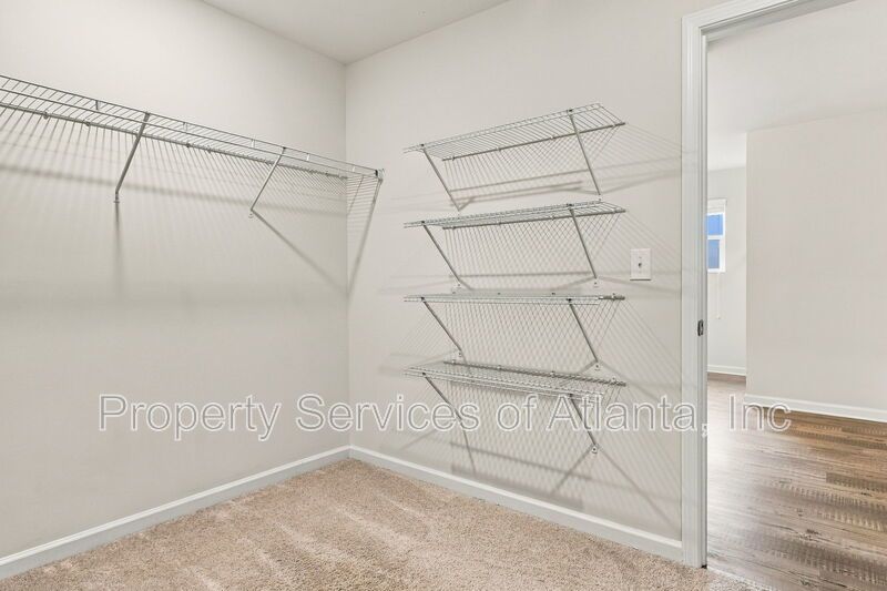 Flowery Branch - 3BR/2.5BA Townhouse - Includes Landscaping property image